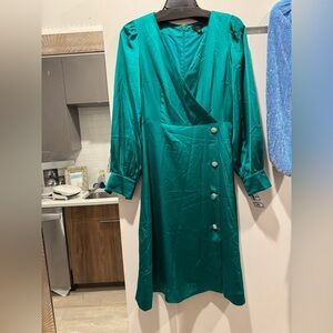 Ann Taylor new nwt Elegant Green Wrap Dress